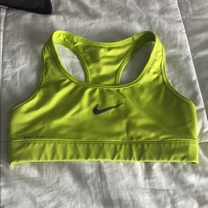 Sports bra